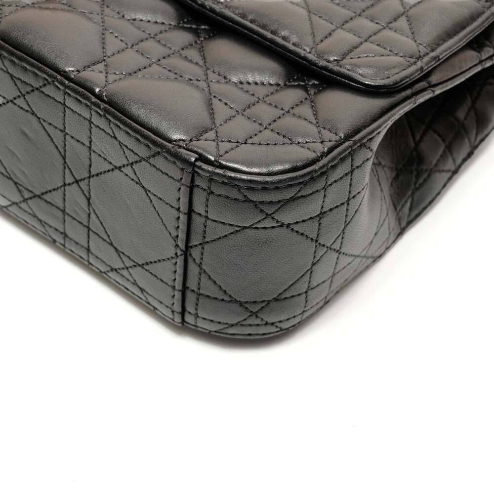 CHRISTIAN DIOR Black Leather Shoulder Bag - Picture 6 of 13